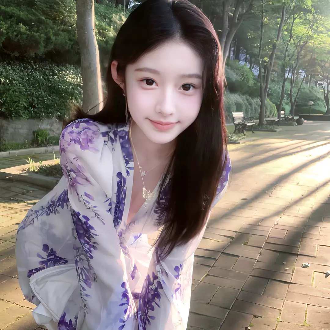 衣橱里的她1